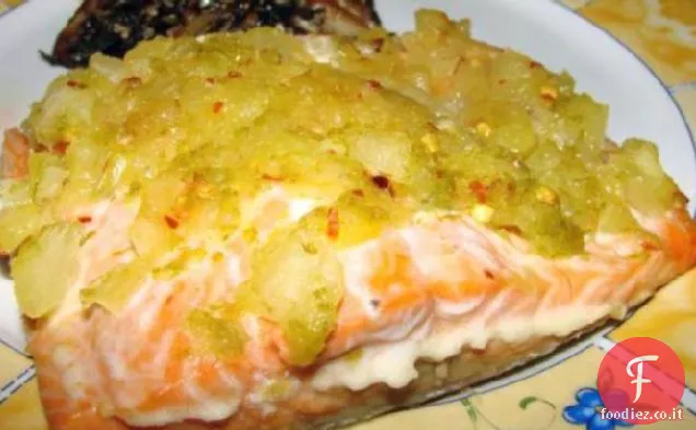 Salmone in crosta di ananas