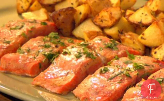 Salmone di Miso arrosto con limone e Coriandolo con Rosmarino Yukon arrostiti