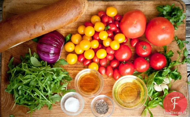 Insalata di pane al pomodoro