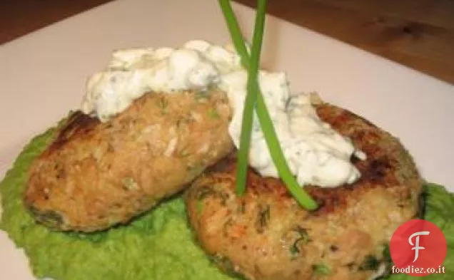 Pabucas di tonno con salsa di due ravanelli e capperi