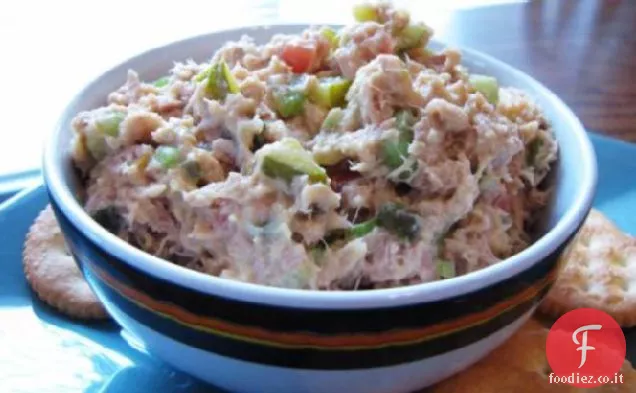 Insalata di tonno leggero, stile Chicago Hotdog (una specie di)