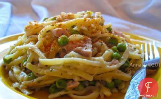 Casseruola di noodle di tonno