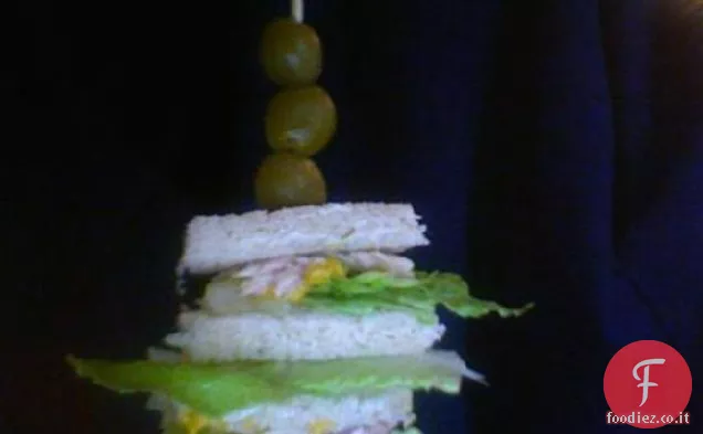 Linda tonno e Olive Sandwich (panini) o panini dito
