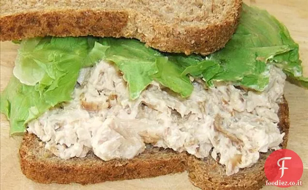 Insalata di tonno con cipolle fritte