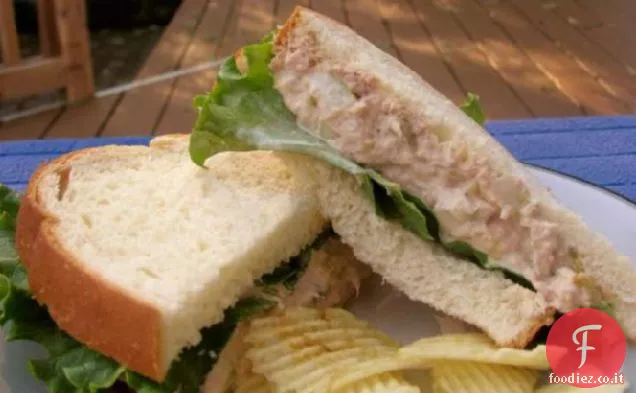 Panino al tonno o insalata