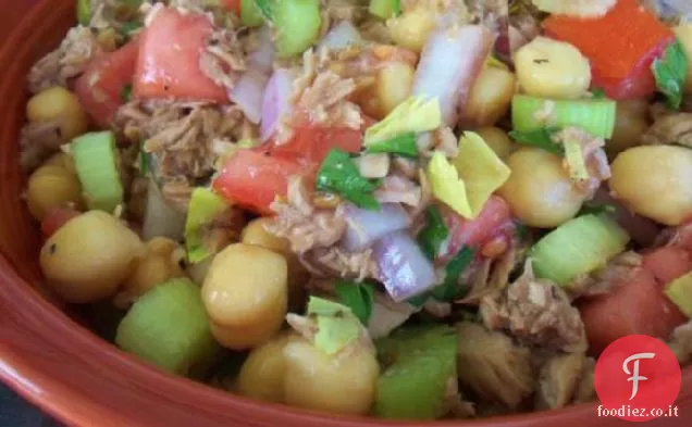 Veloce e semplice Insalata di tonno e ceci