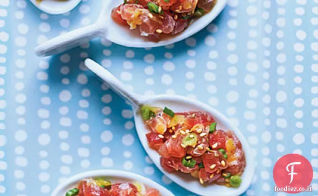 Tartare di Tonno con Zenzero e Sesamo Tostato