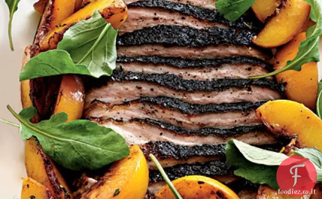 Pancetta di maiale arrosto con Pesche tardive e rucola