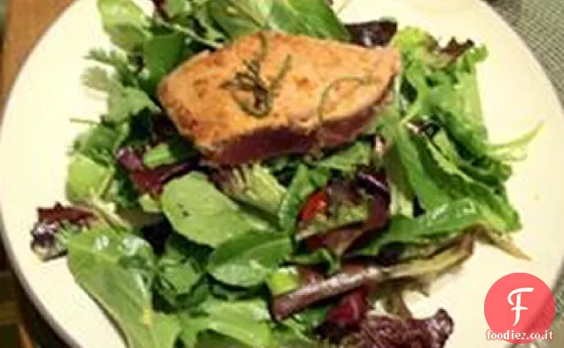 Tonno Ahi scottato con crescione, Cile e insalata di zenzero