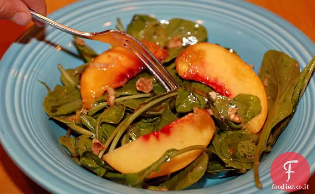 Insalata di rucola alla pesca