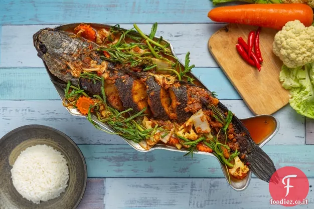 Machhere Jhol (Curry di pesce bengalese)