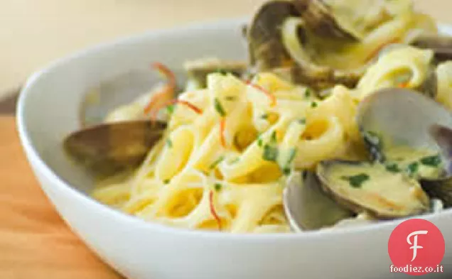 Linguine alle Vongole in Salsa Alfredo allo Zafferano