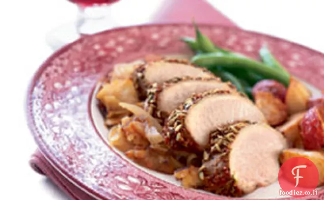 Filetto di maiale con mele arrostite e cipolle