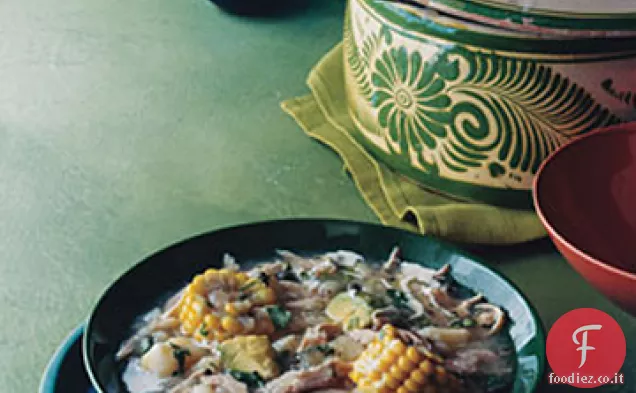 Pollo colombiano, mais e stufato di patate