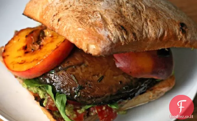 Cena stasera: Portobello alla griglia e Panino alla Pesca