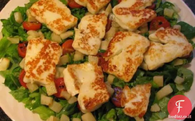 Halloumi e insalata di pere