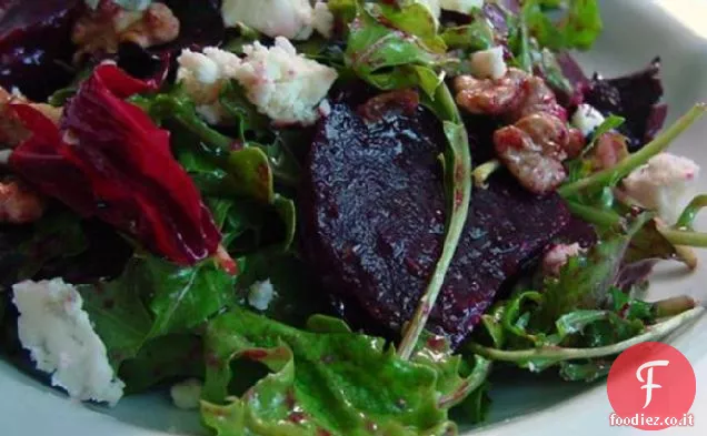 Insalata di barbabietole arrosto con Vinaigrette balsamica al lampone