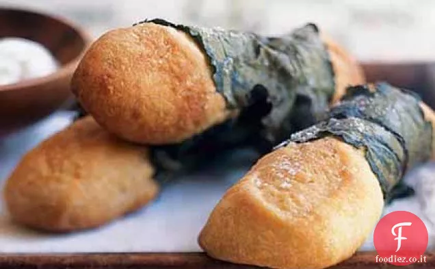 Grissini avvolti in foglie di Prussia