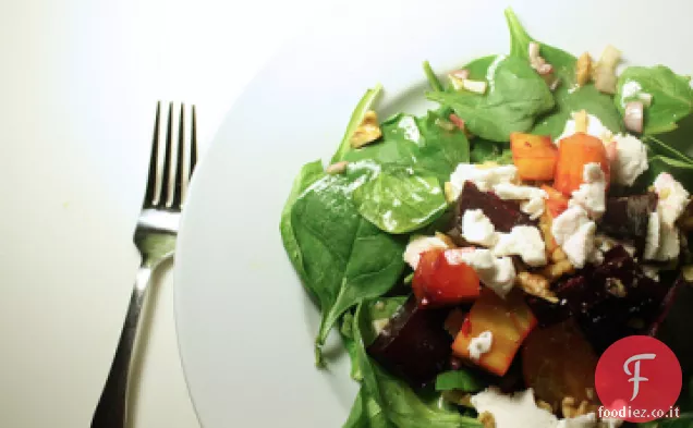 Insalata di spinaci, barbabietole e noci