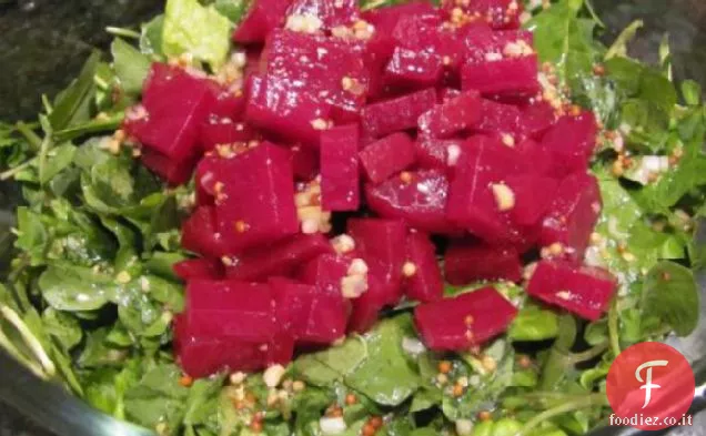 Insalata di barbabietole e crescione