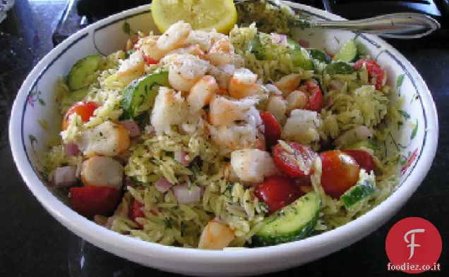 Torte di hash di barbabietola con vinaigrette di aneto