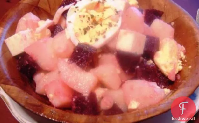 Insalata di patate e barbabietole (piatto di Cipro )