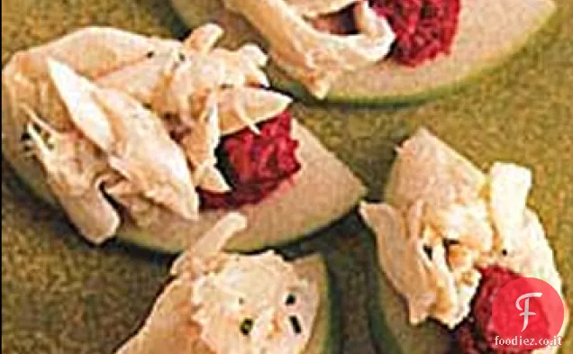 Polpa di granchio e purea di barbabietole su Mela Granny Smith