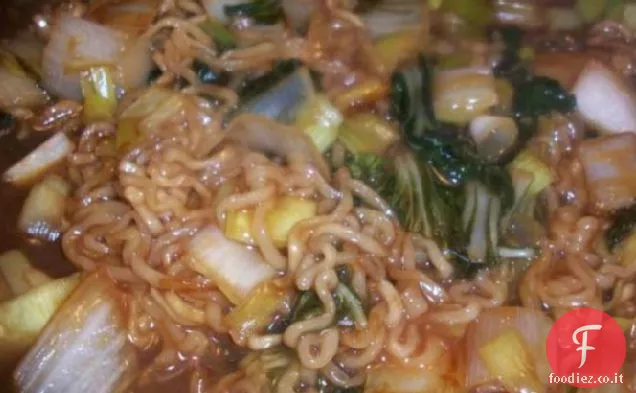 Bok Choy di Mightyro-Porro-Noodle Stir Fry