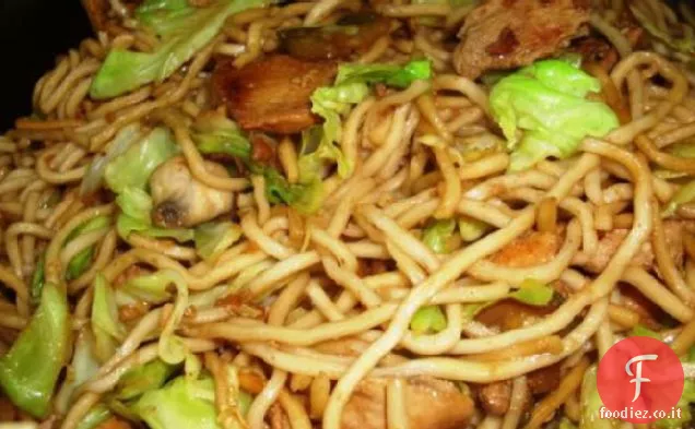 Pollo Chow Mein
