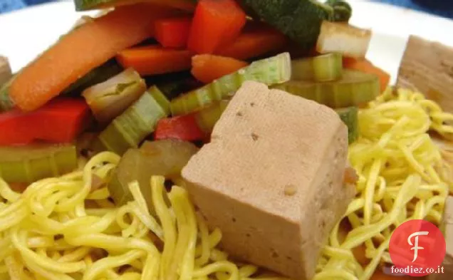 Tofu allo zenzero marinato di Nell Newman su Soba Noo croccante e rosolato