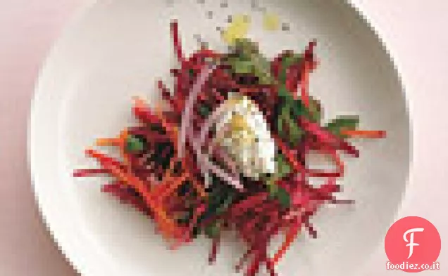 Insalata italiana di prezzemolo e barbabietole