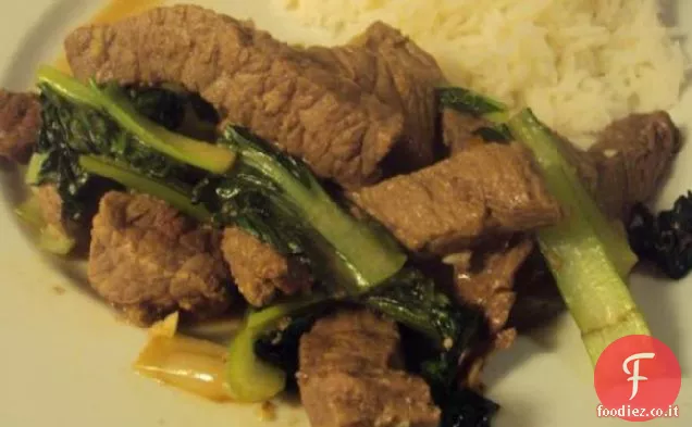 Manzo allo zenzero con Bok Choy