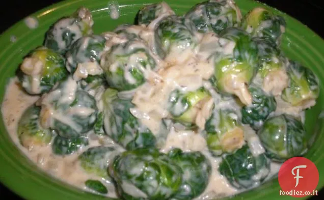 Cavoletti di Bruxelles con salsa di cipolla Alfredo
