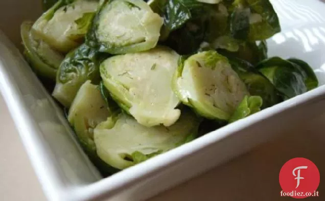 Cavoletti di Bruxelles con salsa di aneto all'aglio