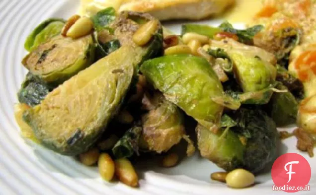 Cavoletti di Bruxelles con pinoli