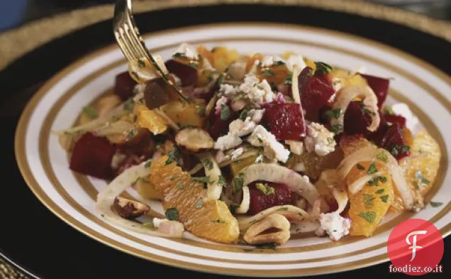 Insalata di barbabietole dorate e cremisi con arance, finocchio e Feta
