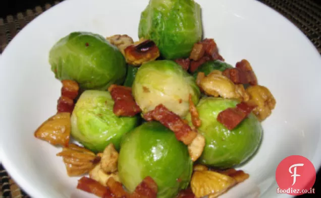 Cavoletti di Bruxelles brasati, cipolline e castagne