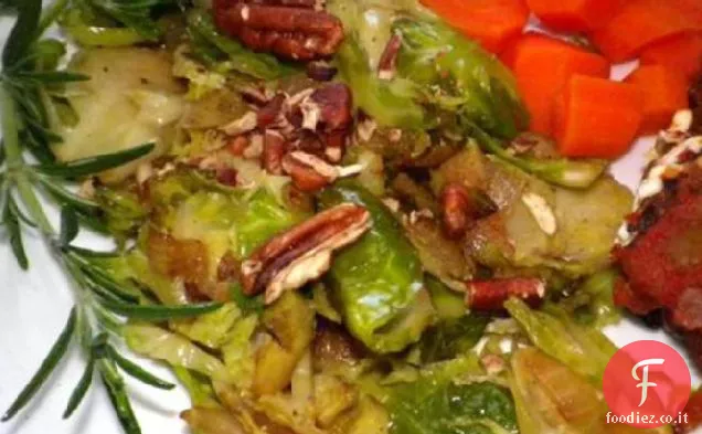Cavoletti di Bruxelles con noci pecan