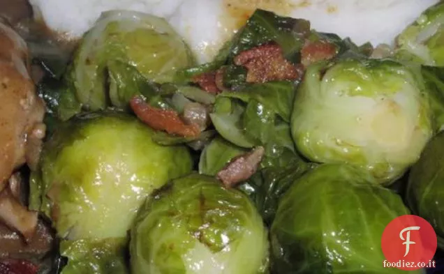 Cavoletti di Bruxelles di Rachael Ray con pancetta e scalogno