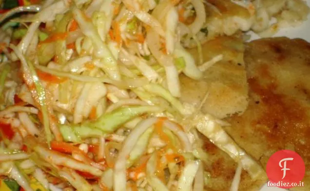 Pollo fritto con peperoni e cavolo di neve