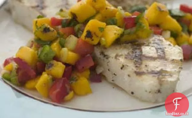 Spigola cilena con salsa di mango alla griglia