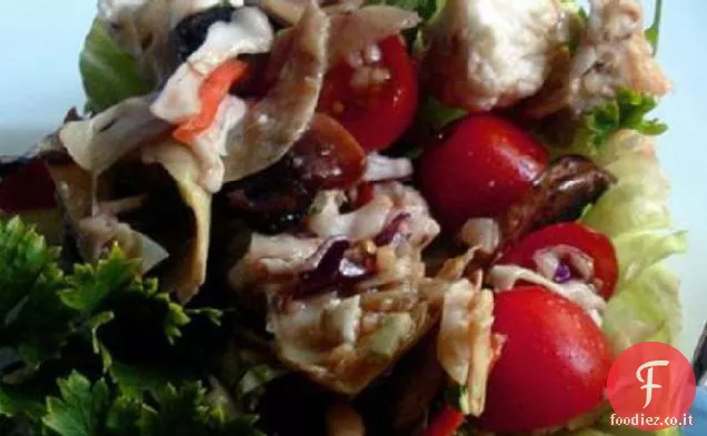 Insalata di funghi, pomodori e carciofi - a basso contenuto di grassi
