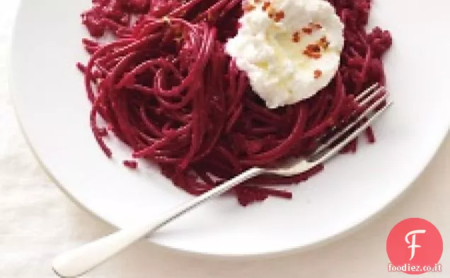 Pasta di Barbabietole con Ricotta