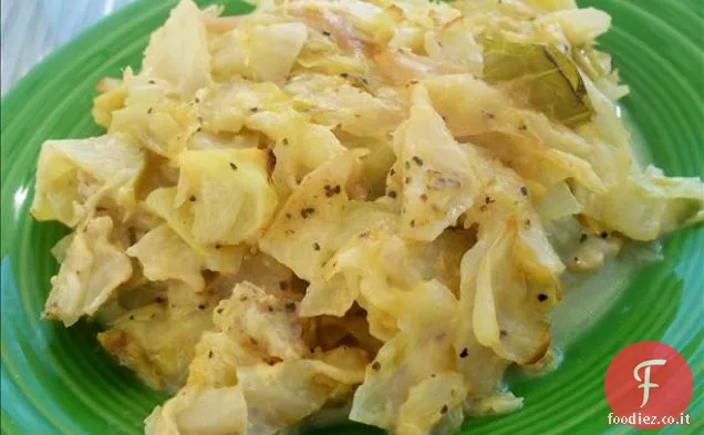 Casseruola di cavolo mela e formaggio