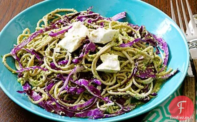 Insalata fredda di Soba e Feta con Pesto di Edamame