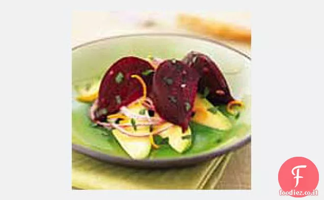 Insalata di avocado e barbabietole