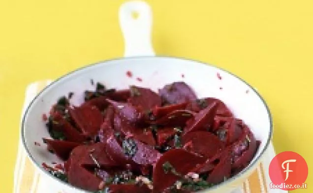 Barbabietole saltate e verdure