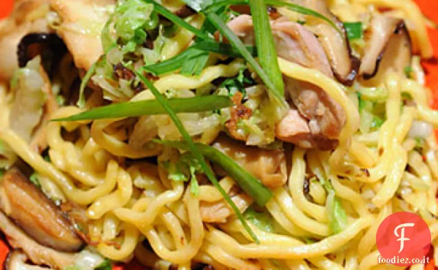 Pollo Lo Mein con funghi allo zenzero