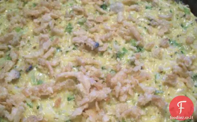 Casseruola di riso con broccoli e formaggio