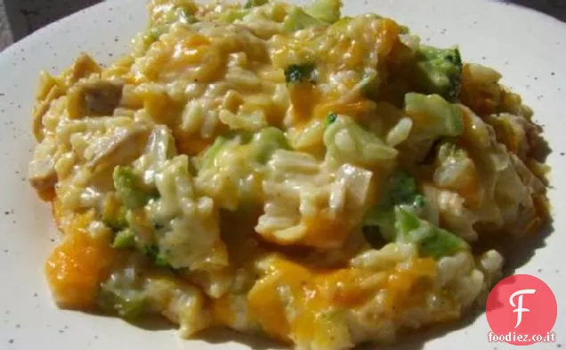 Casseruola di riso di broccoli di formaggio della mamma